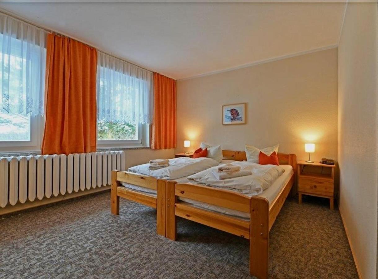 Pension Zur Fledermaus Waren  Exterior photo